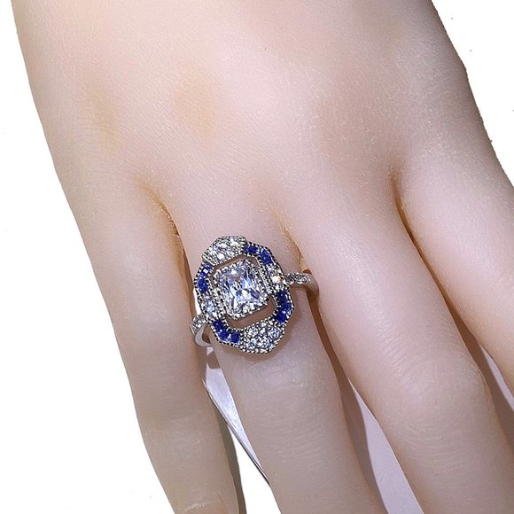 Vintage Estate Inspired Ring - Synthetic Sapphire & Diamonds - Size 6 or 7 - Picture 5 of 7